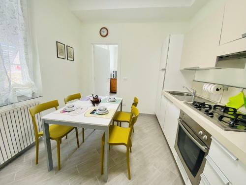 Apartamento Hostdomus - Trilocale Da Dino