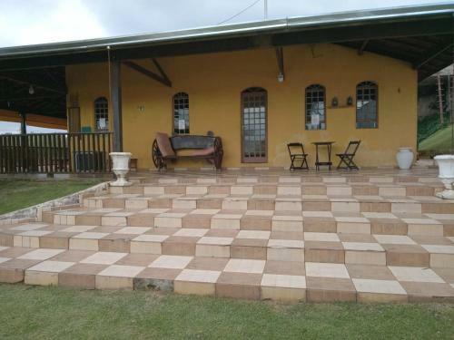 Hostal Ch�cara Com 6 Quartos, Para At� 35 Pessoas