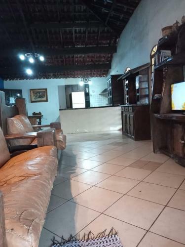 Hostal Ch�cara Com 6 Quartos, Para At� 35 Pessoas