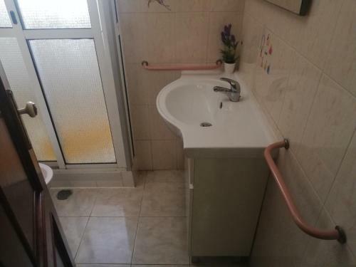 Hostal Guesthouse Tavira Moura