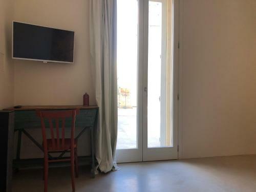 Lodge Master Deluxe Modern Suite With View