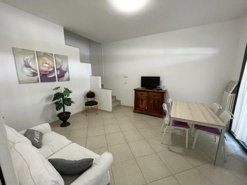 Casina Ci� Ci�