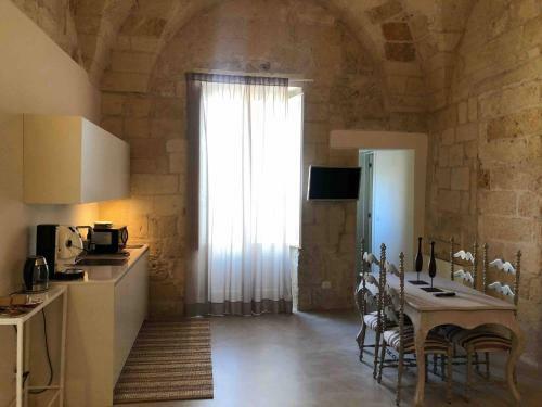Lu Leccio Suite Apartment With Terrace 8