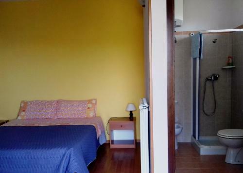 Hostal Ronnavona Guesthouse