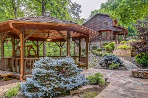Oasis In The Mountains