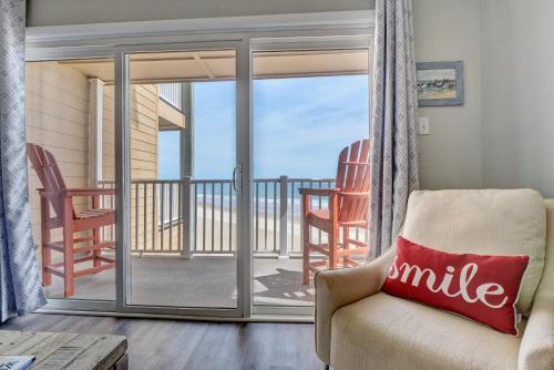 Apartamento 2br 1ba Beachfront Condo Pool Views Sleeps 4