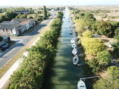 Bed & Breakfast Le Logis Du Canal