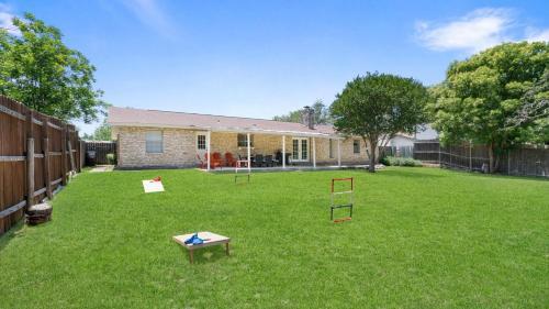Dove Creek Casa *sleeps 14*
