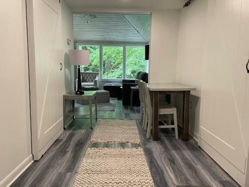 Mirror Lake Retreat