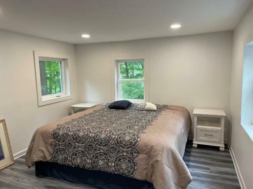 Mirror Lake Retreat