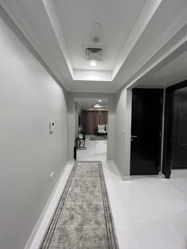 The R Apartment Manage By: The Key