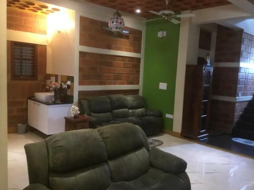 Eartheren Green Guest House Hsr Blr