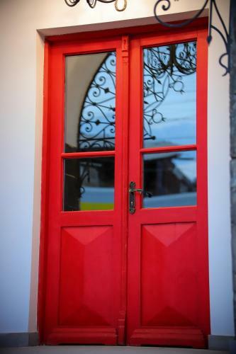 Hostal Nur Guest House