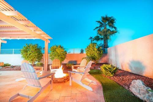 New! Lake Havasu Oasis W/ Custom Pool & Spa-