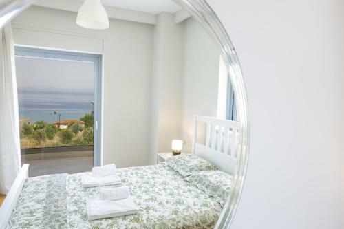 Villa Bay's Balcony Verga