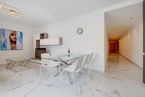 Stylish 2br Apartment In Central St Julians