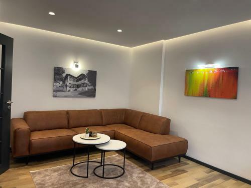 Stylish Downtown Apartment