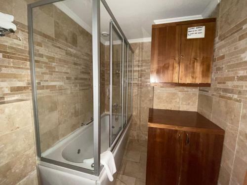 One Bedroom Apartment Inside Gold City