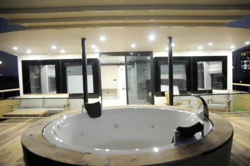 Limitless Yacht Hotel