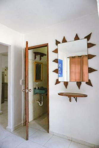 Agradable Casa de Dos Pisos En El Valle de Ant�n