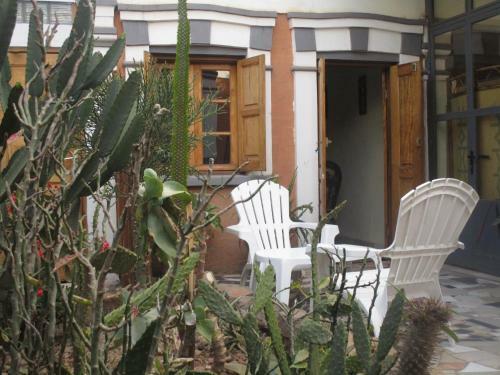Hostal Meva Guesthouse