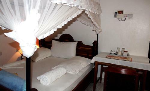 Ango Tree Hotel