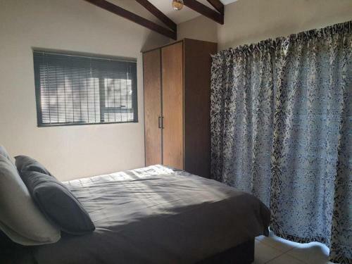 Hostal Ukutula Resort