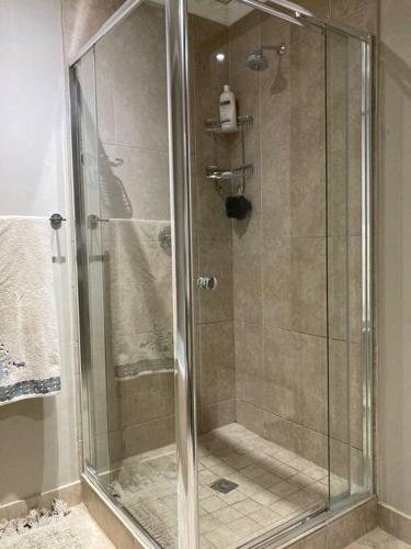 Lovely 3 Bedroom Apartment With Sea View