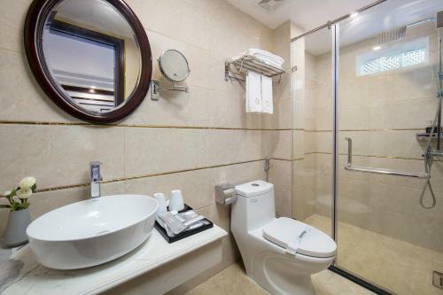 Sense Central Hanoi Hotel