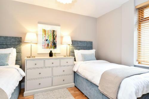 Apartamentos Tom Barry House