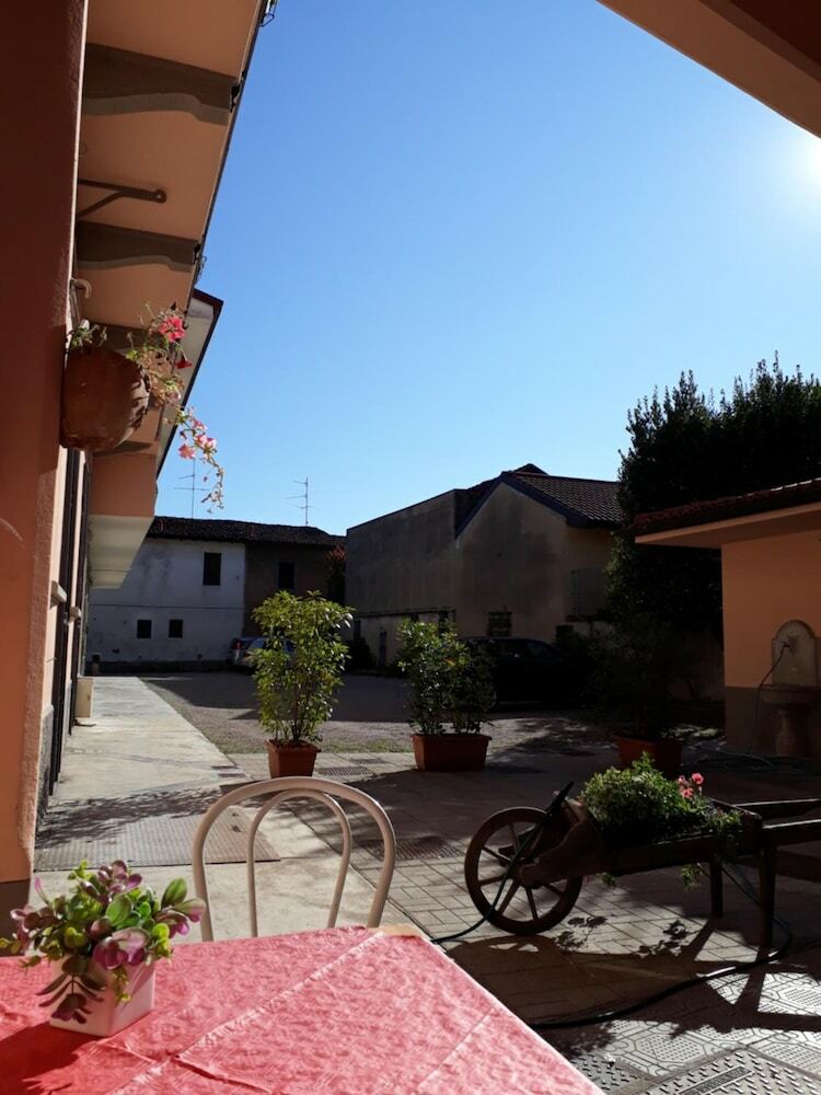 Hostal La Corte Del Poeta