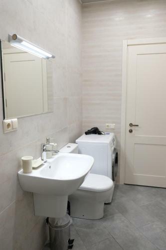 New Modern Apartment