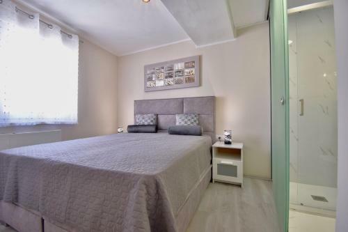 Sea View Apartment 40m From The Beach