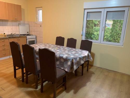 Apartmani Rasa Srebrno Jezero