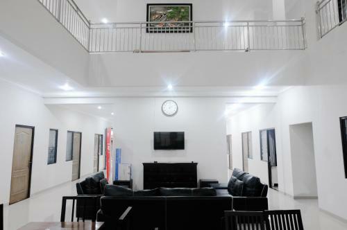 Hotel Reddoorz Near Cyber Mall