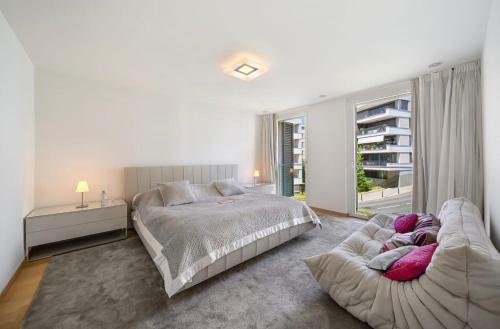 Montreux Center Panoramic Views 4bd Apartment