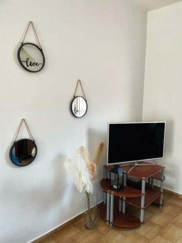 Kallos Apartment