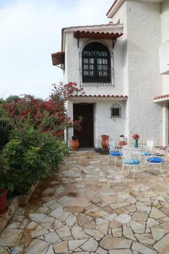 Lemon Tree House