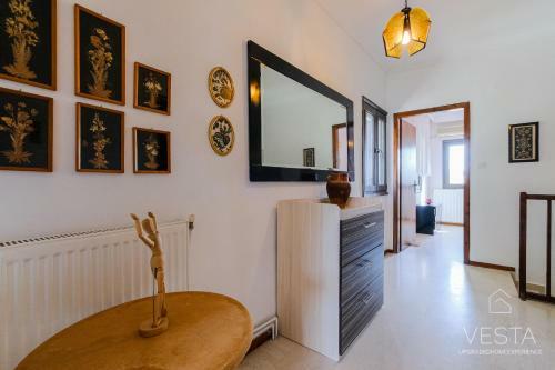 Jasmine 3-bdrm Maisonette, Sea & Pine Tree Views