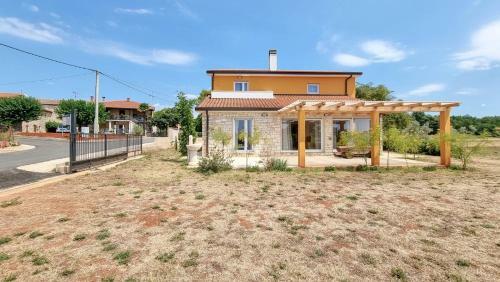 Casa Dorjana