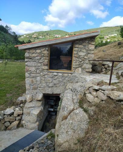 Abrigo Do Cabecinho - Serra Da Estrela