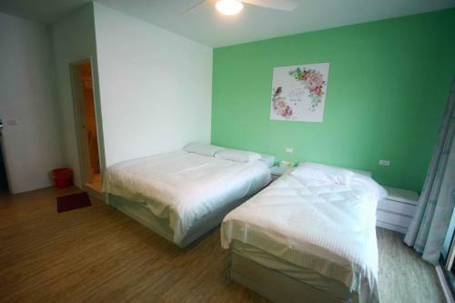 Fengyuan Green Self B&B
