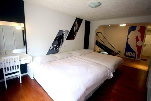 Fengyuan Green Self B&B