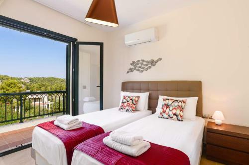 Villa Dimitra Springs By Villa Plus