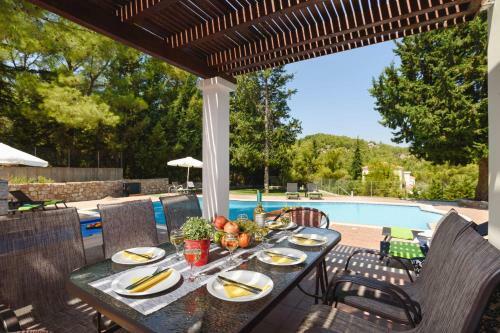 Villa Dimitra Springs By Villa Plus