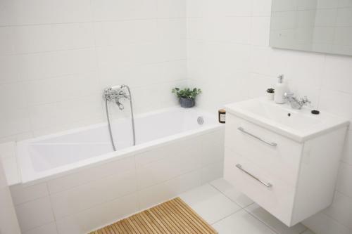 V�cz Up! Apartment & Studio