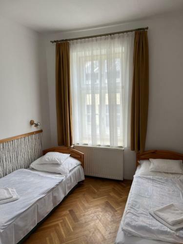 Hostal Vaskapu Fogad�