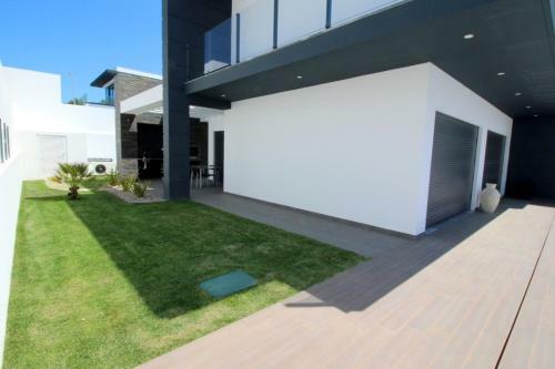 Amazing 4b Villa With Private Pool