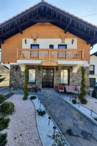 Hostal Popasul Vanatorului