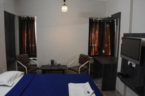 Hotel Vrindavan Deluxe Kolhapur